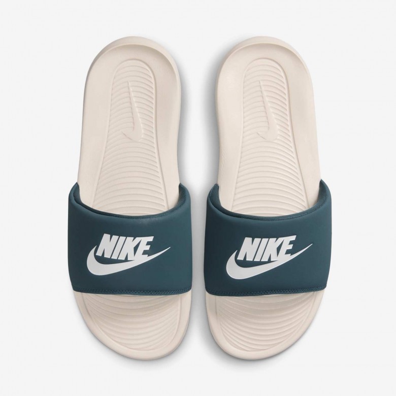 Nike Victori One Nike Victori One