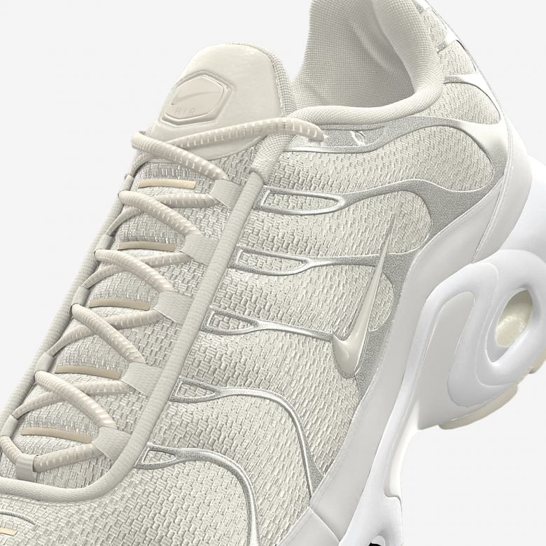 Nike Air Max Plus By Nike Air Max Plus By
