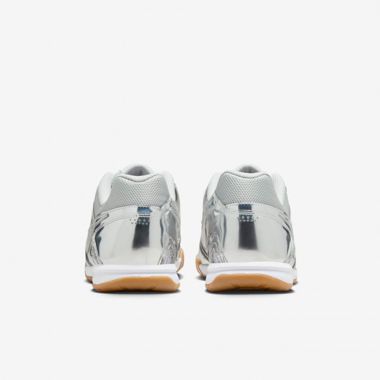 Nike Gato LV8 Nike Gato LV8