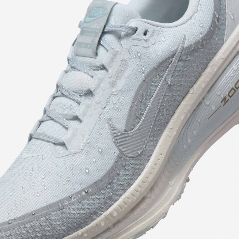 Nike Vomero 18 GORE-TEX Nike Vomero 18 GORE-TEX