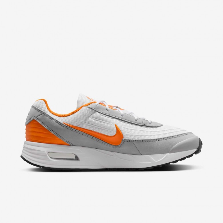 Nike College Air Max Verse (Tennessee) Nike College Air Max Verse (Tennessee)