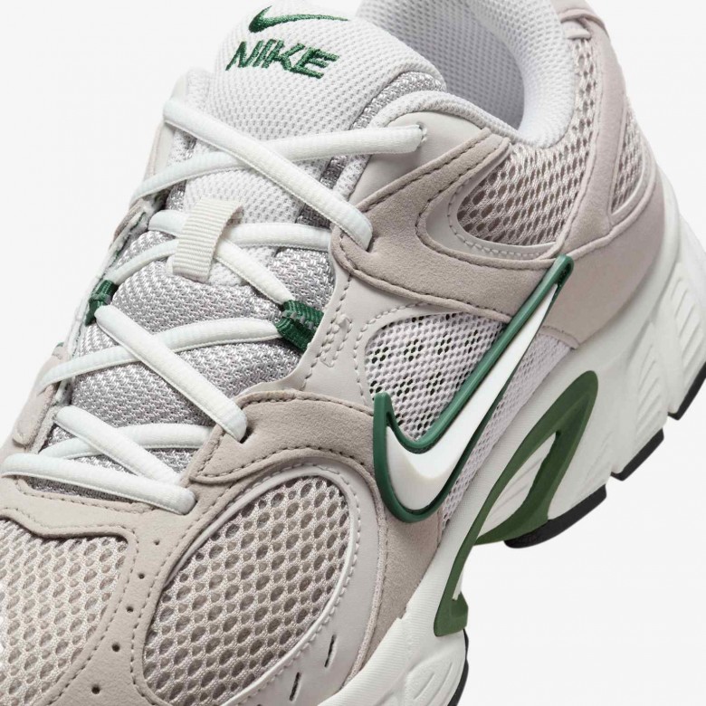 Nike V5 RNR Nike V5 RNR