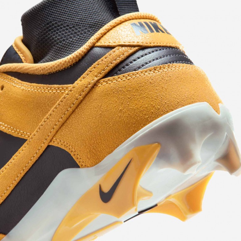 Nike Alpha Menace 4 Dunk SE Nike Alpha Menace 4 Dunk SE