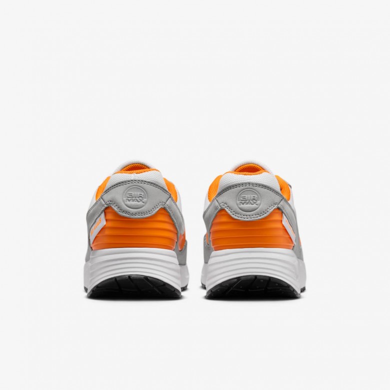 Nike College Air Max Verse (Tennessee) Nike College Air Max Verse (Tennessee)