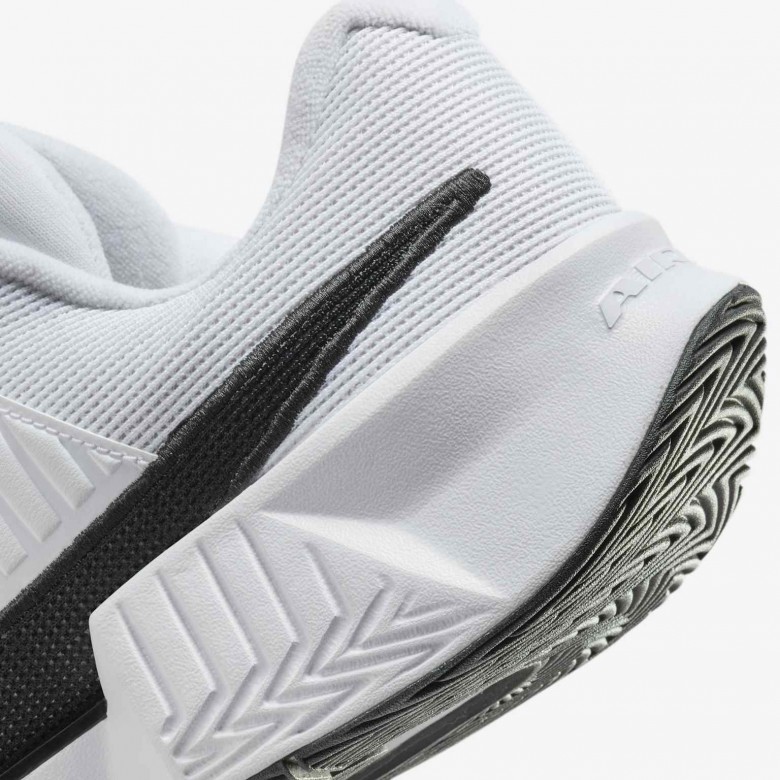 Nike GP Challenge Pro Nike GP Challenge Pro