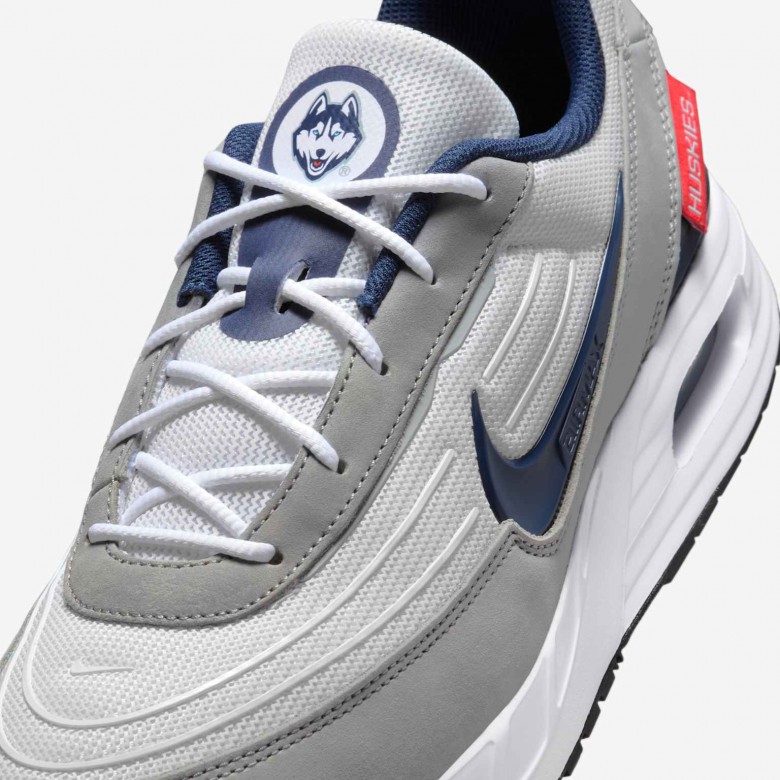Nike College Air Max Verse (UConn) Nike College Air Max Verse (UConn)