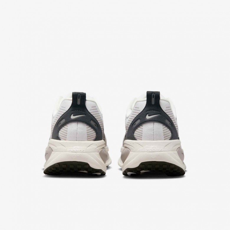 Nike Vomero 18 Nike Vomero 18