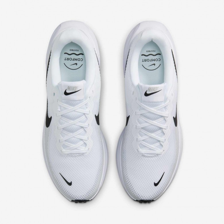 Nike Revolution 8 Nike Revolution 8