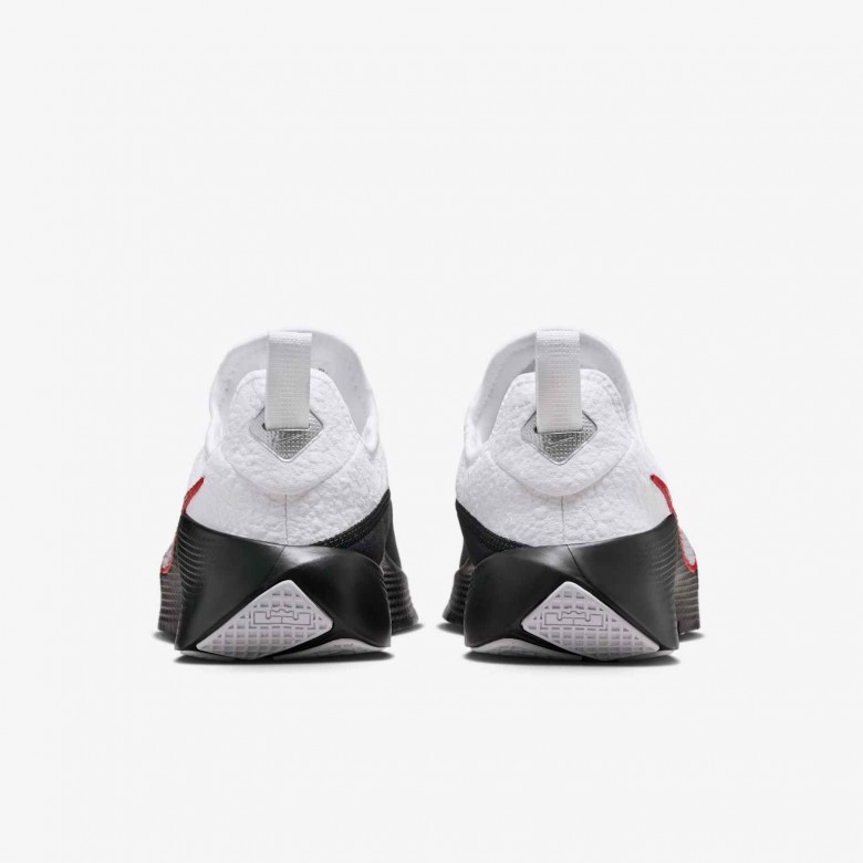 LeBron TR 1 LeBron TR 1