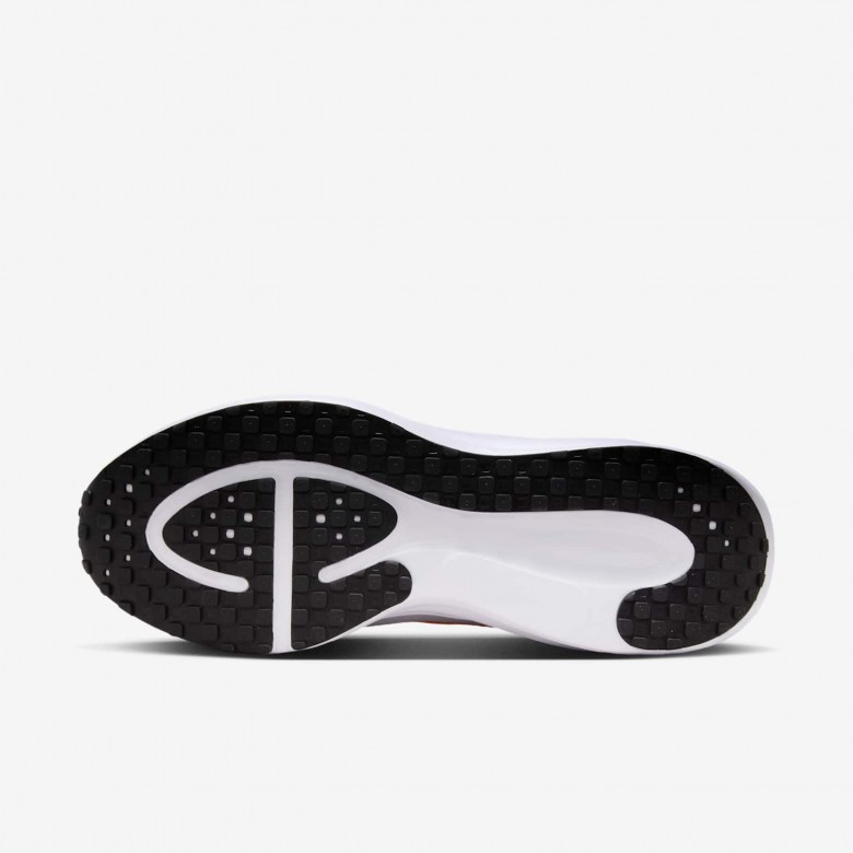 Nike Revolution 8 Nike Revolution 8