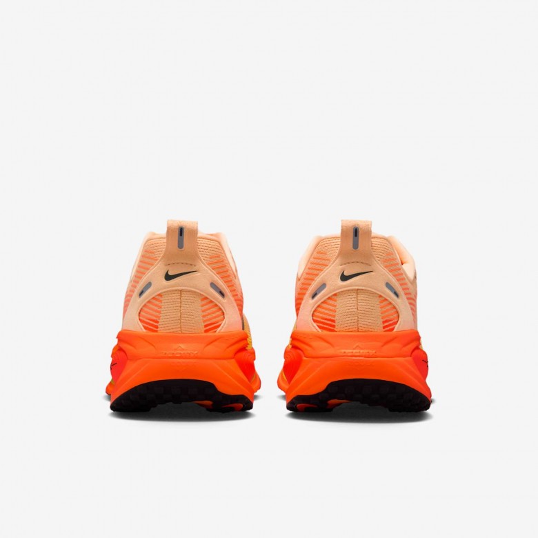 Nike Vomero 18 Nike Vomero 18