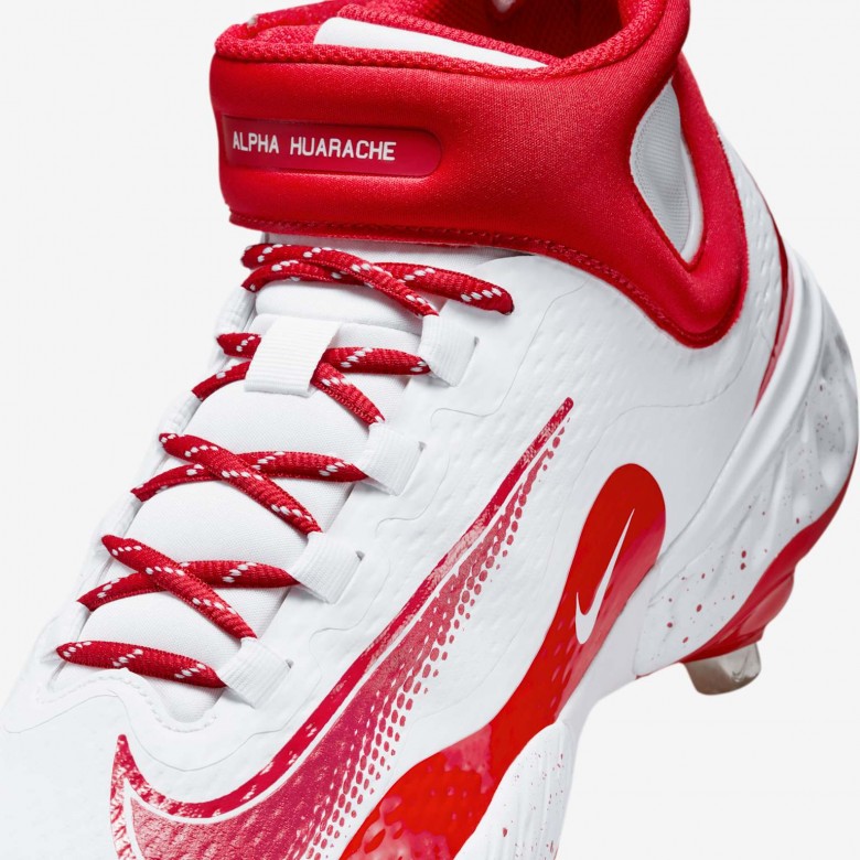 Nike Alpha Huarache Elite 4 Mid Nike Alpha Huarache Elite 4 Mid