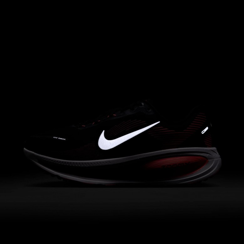 Nike Vomero 18 Nike Vomero 18