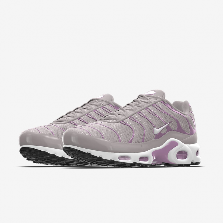Nike Air Max Plus By Nike Air Max Plus By