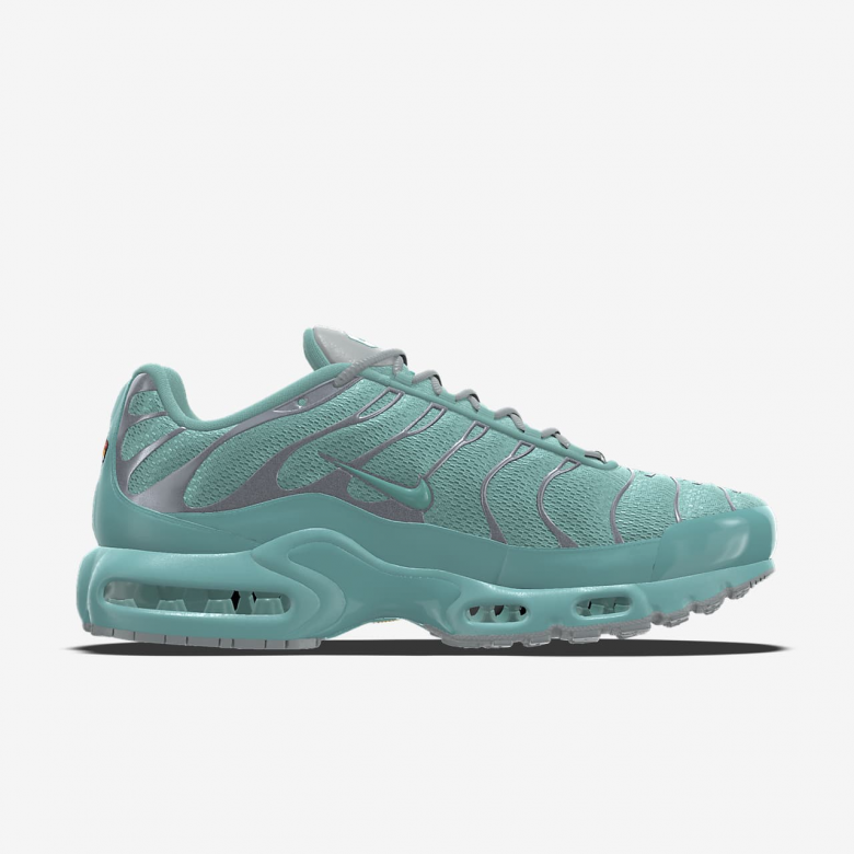 Nike Air Max Plus By Nike Air Max Plus By