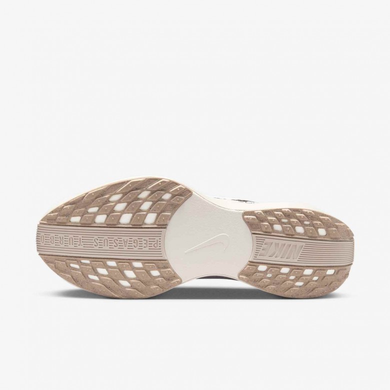 Nike Pegasus Plus Nike Pegasus Plus