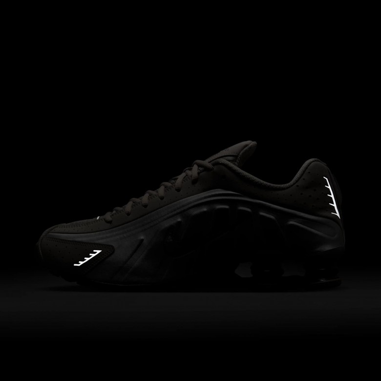 Nike Shox R4 Nike Shox R4