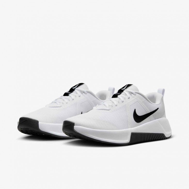 Nike MC Trainer 3 Nike MC Trainer 3