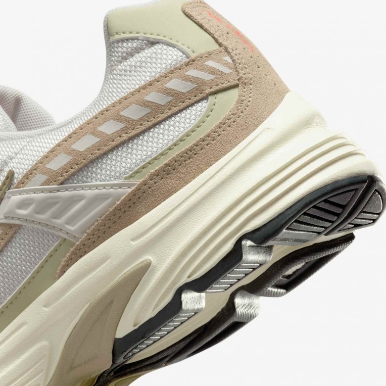 Nike Initiator Nike Initiator