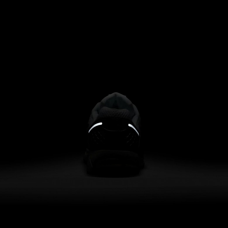 Nike Zoom Vomero 5 Nike Zoom Vomero 5