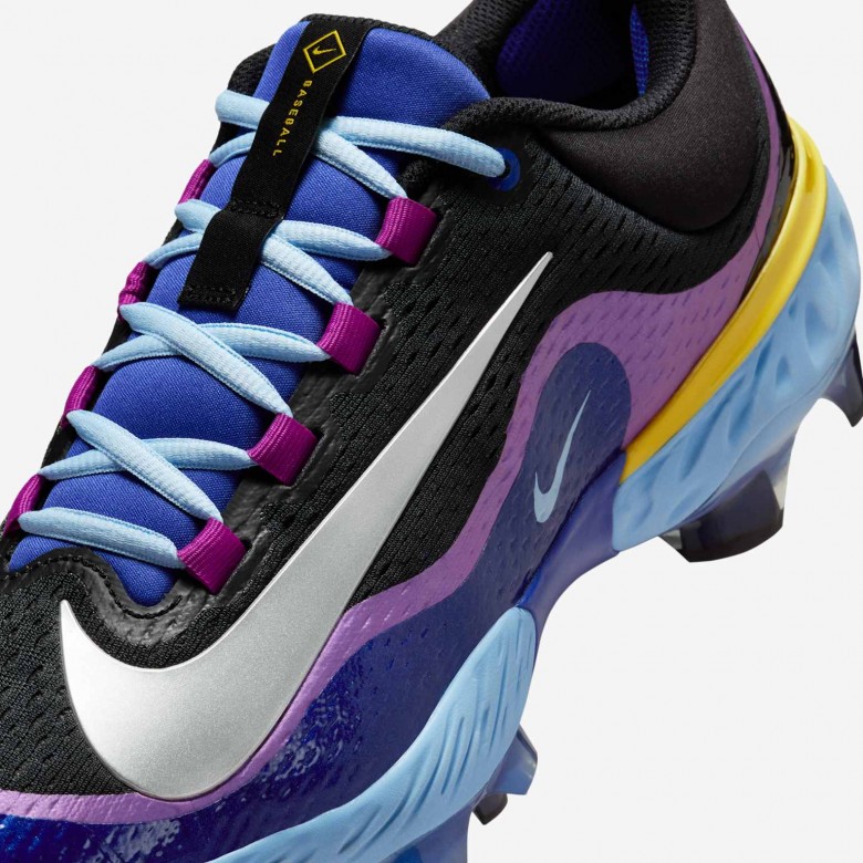 Nike Alpha Huarache Elite 4 Low MCS Nike Alpha Huarache Elite 4 Low MCS