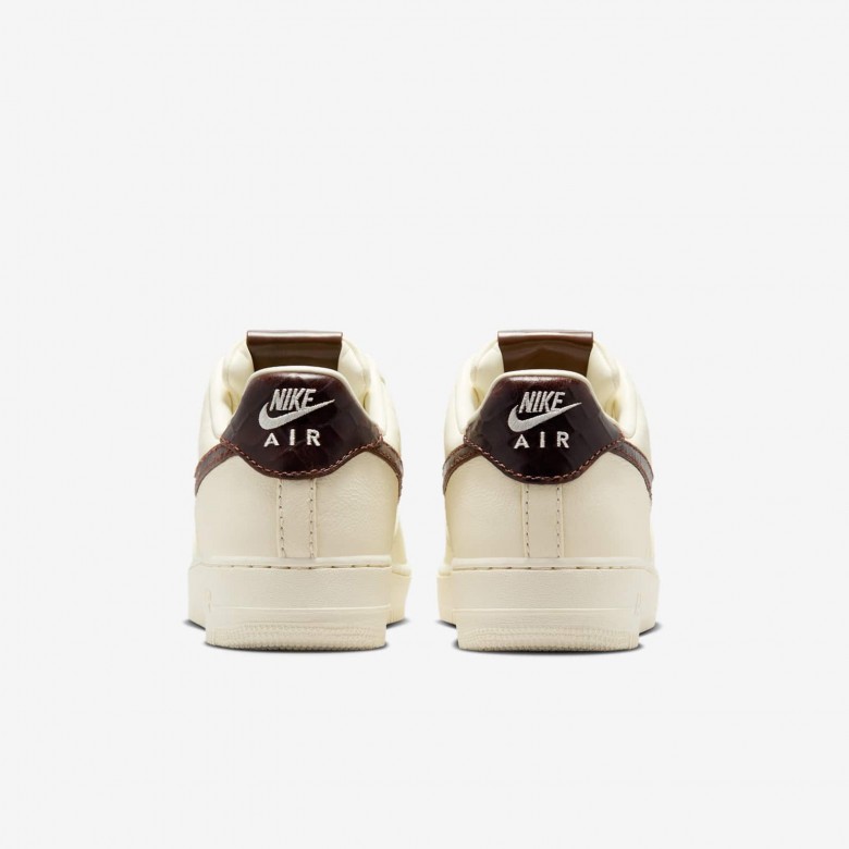 Nike Air Force 1 '07 Nike Air Force 1 '07