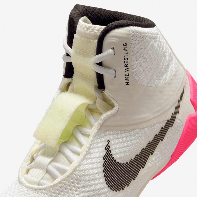 Nike Tawa SE Nike Tawa SE