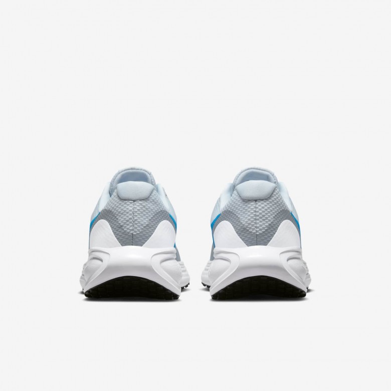 Nike Revolution 8 Nike Revolution 8