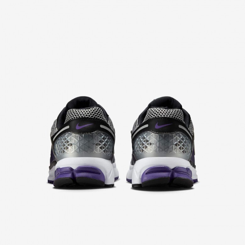 Nike Zoom Vomero 5 Nike Zoom Vomero 5