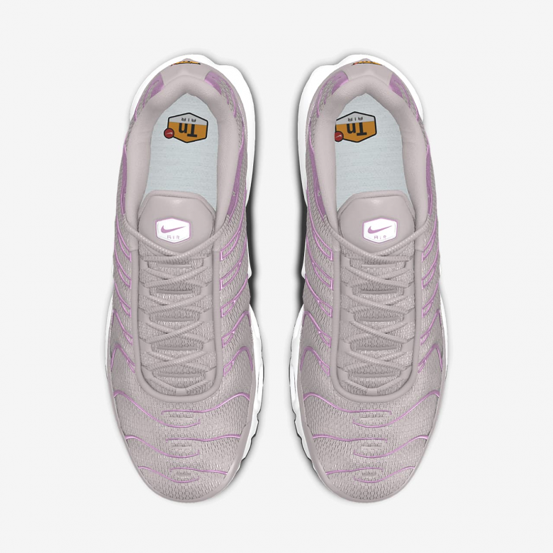 Nike Air Max Plus By Nike Air Max Plus By