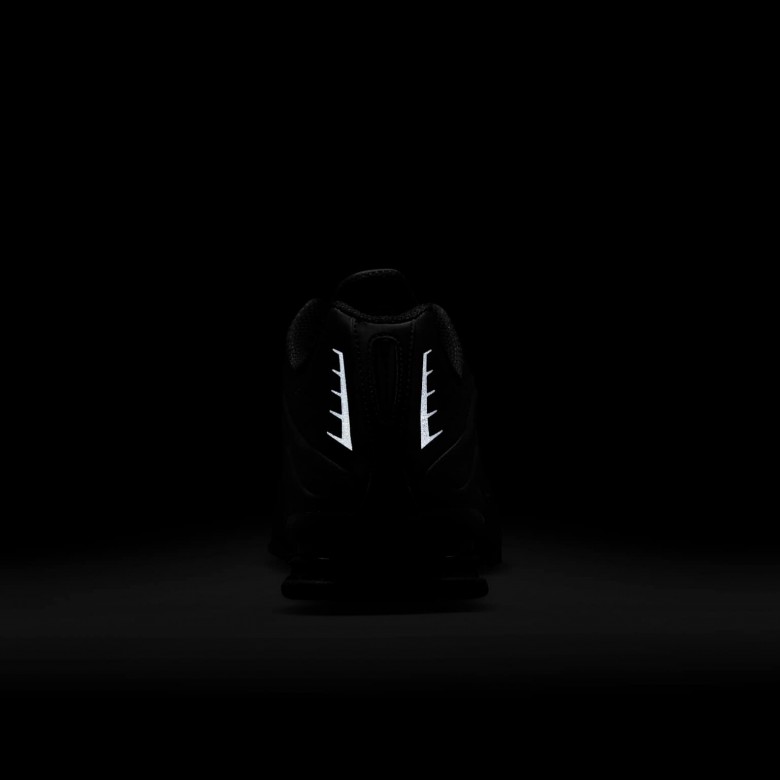 Nike Shox R4 Nike Shox R4