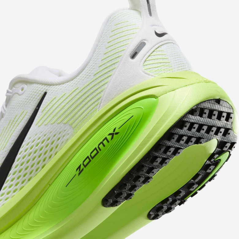 Nike Vomero 18 Nike Vomero 18