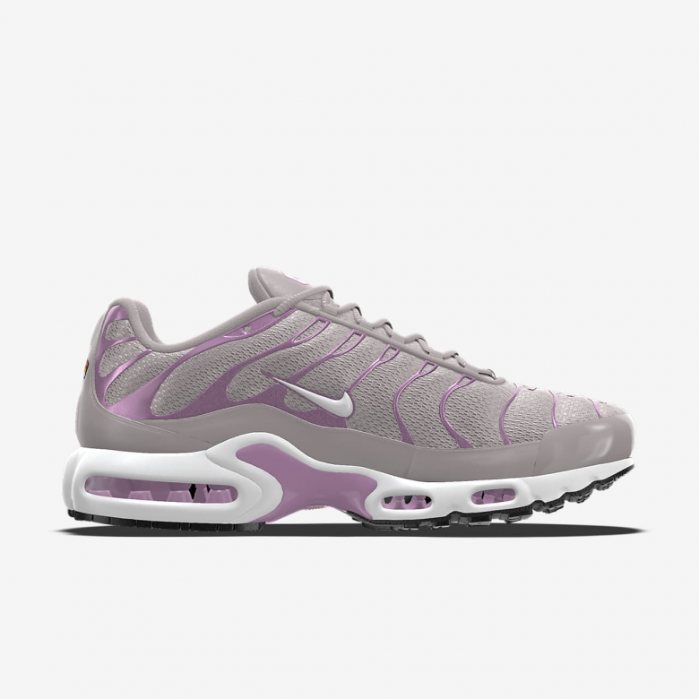 Nike Air Max Plus By Nike Air Max Plus By