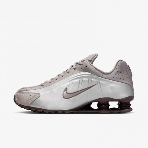 Nike Shox R4 Nike Shox R4