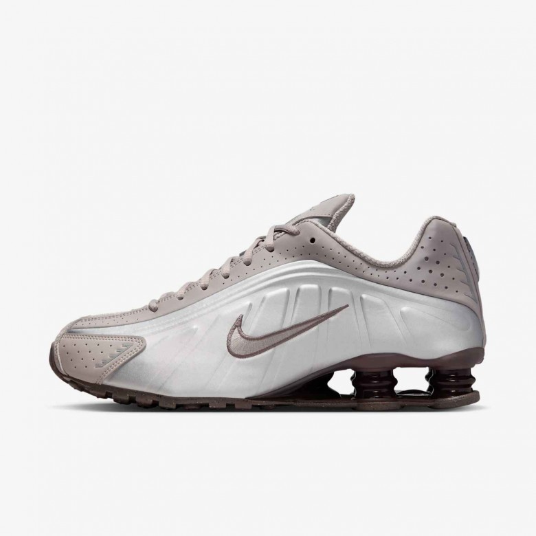 Nike Shox R4 Nike Shox R4