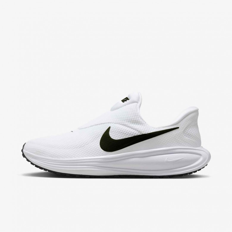 Nike Revolution 8 EasyOn Nike Revolution 8 EasyOn
