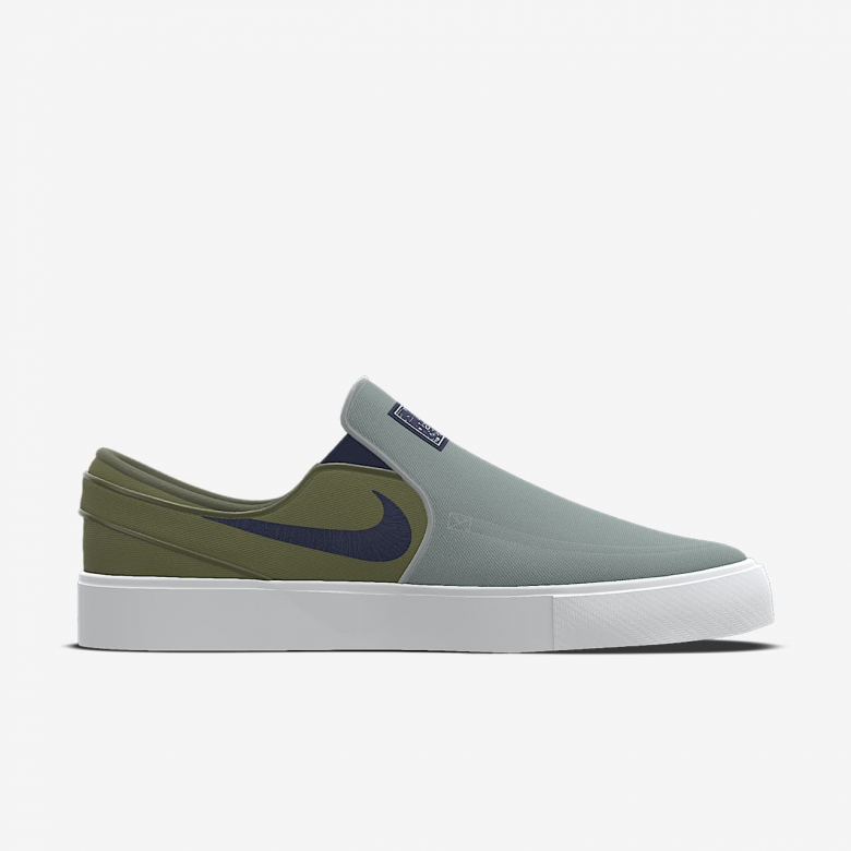 Nike SB Zoom Janoski Slip By Nike SB Zoom Janoski Slip By