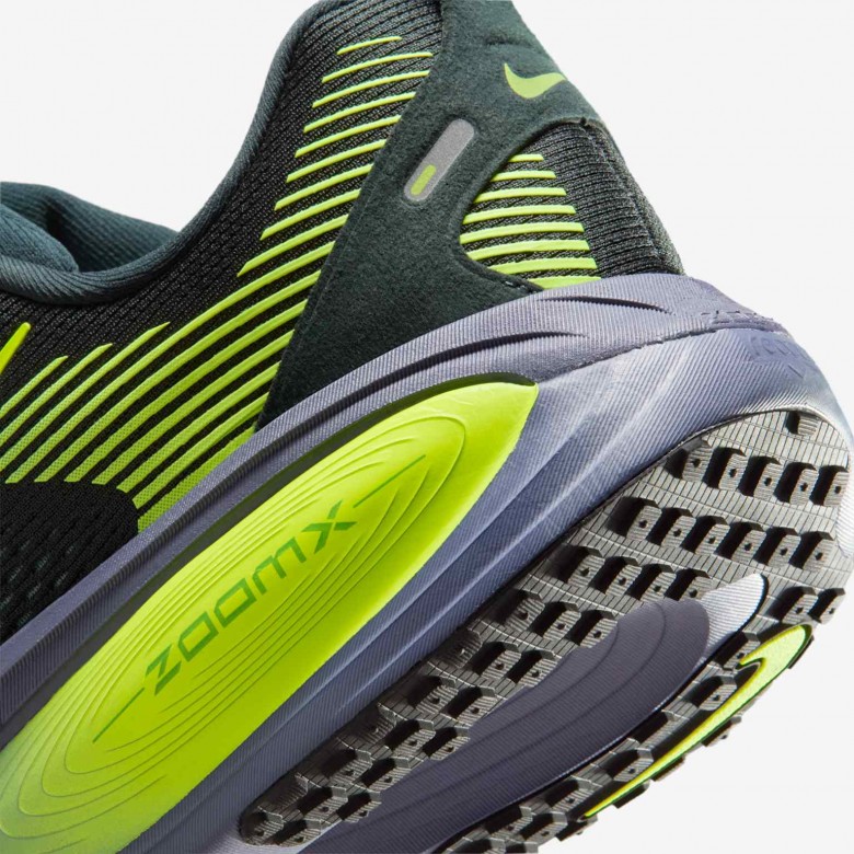 Nike Vomero 18 Nike Vomero 18