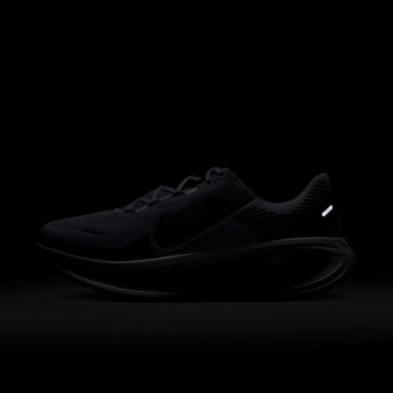 Nike Vomero 18 Nike Vomero 18