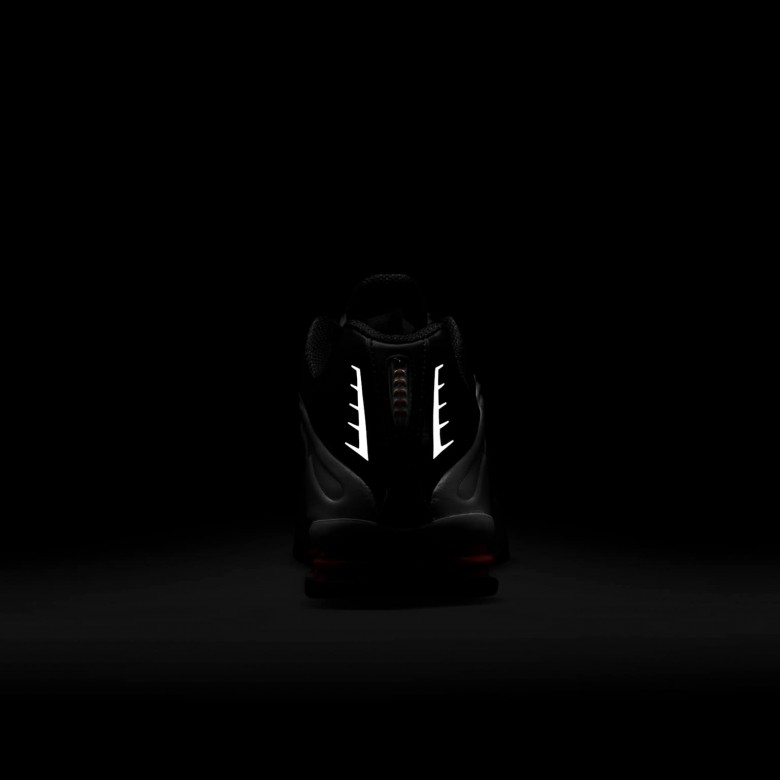 Nike Shox R4 Nike Shox R4