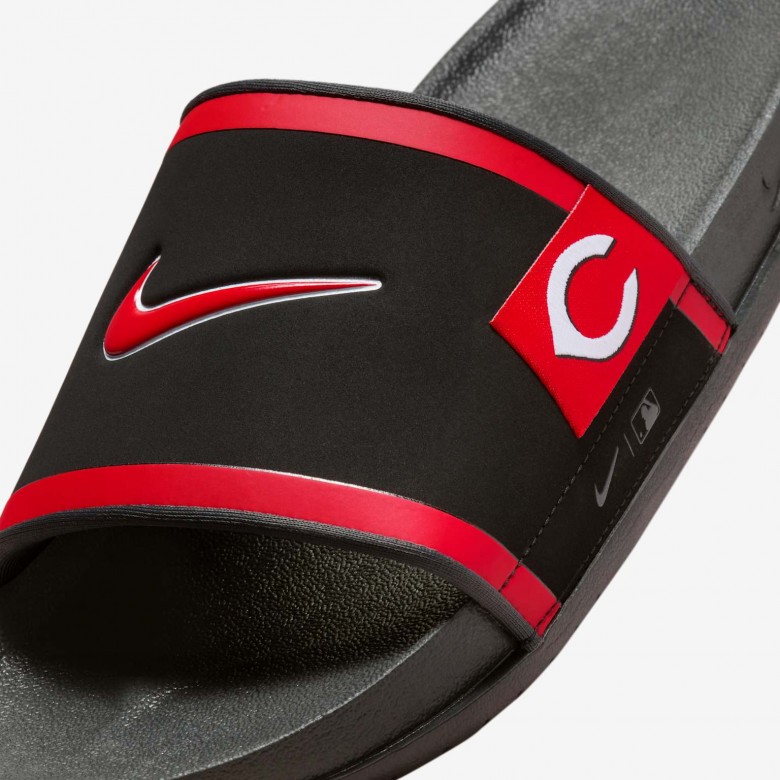 Nike Offcourt (Cincinnati Reds) Nike Offcourt (Cincinnati Reds)