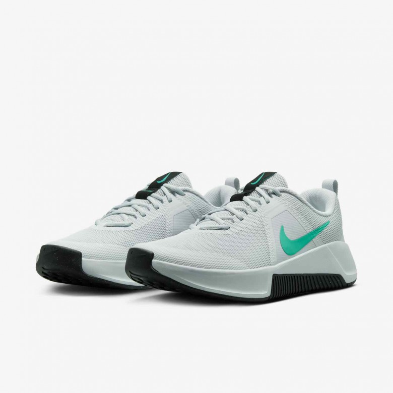 Nike MC Trainer 3 Nike MC Trainer 3