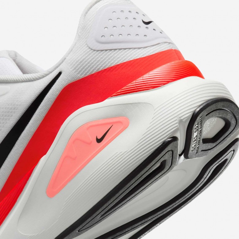 Nike Structure 26 Nike Structure 26