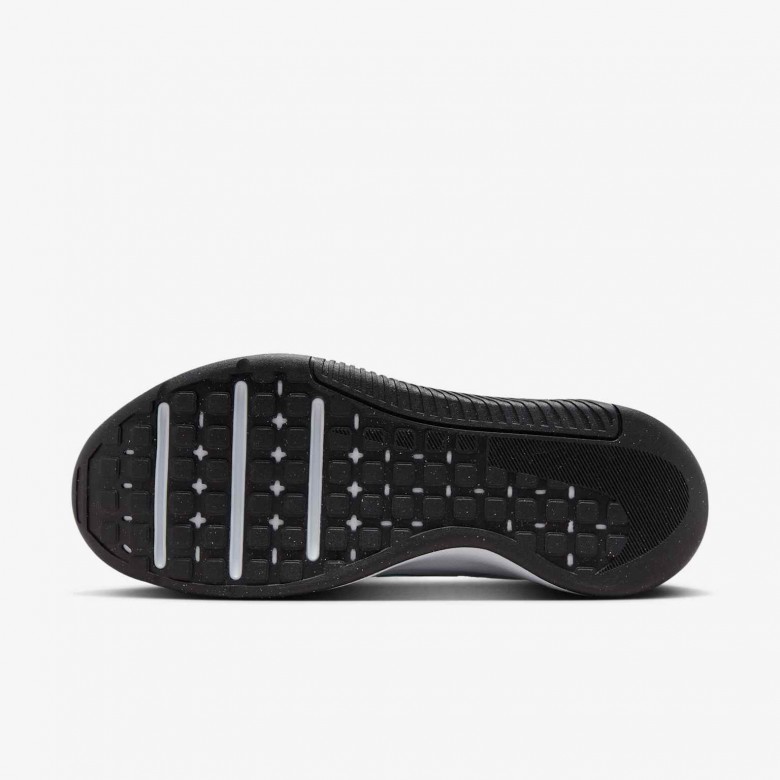 Nike MC Trainer 3 Nike MC Trainer 3