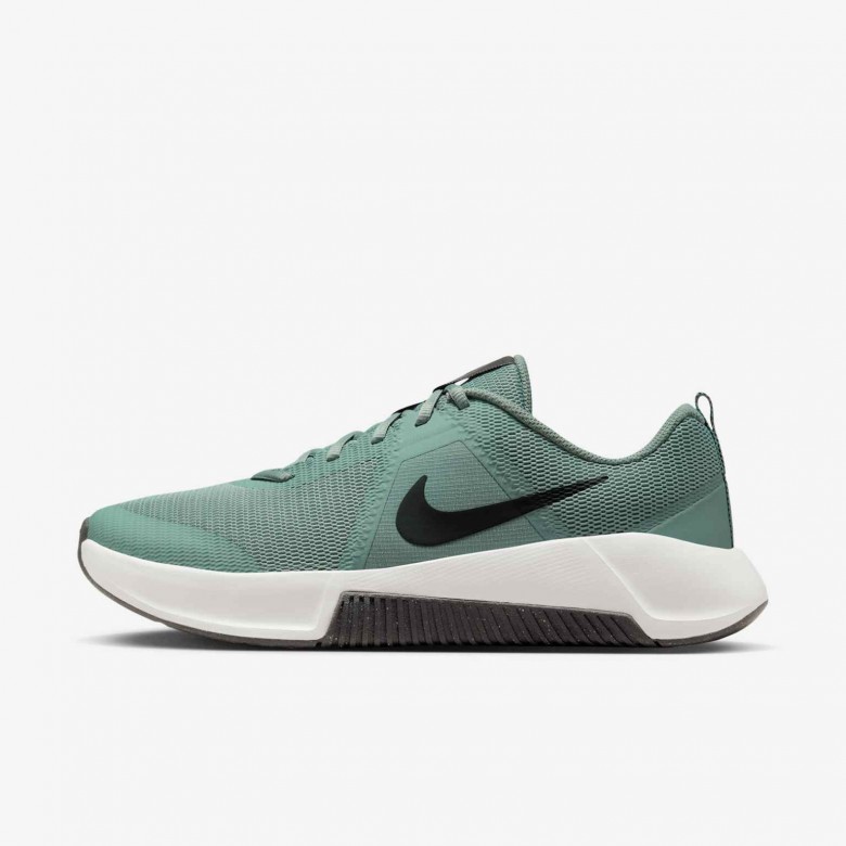 Nike MC Trainer 3 Nike MC Trainer 3