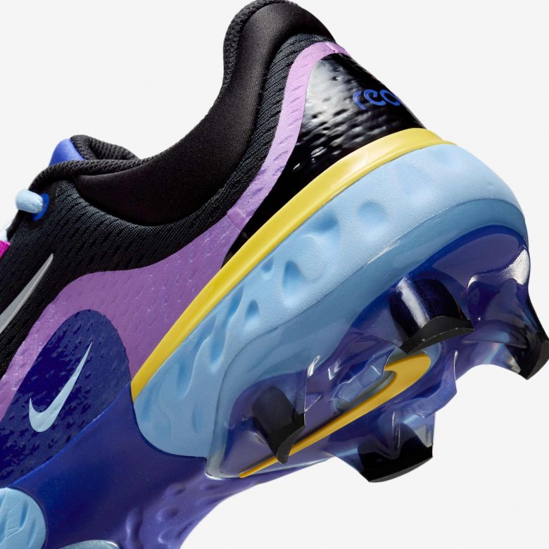 Nike Alpha Huarache Elite 4 Low MCS Nike Alpha Huarache Elite 4 Low MCS