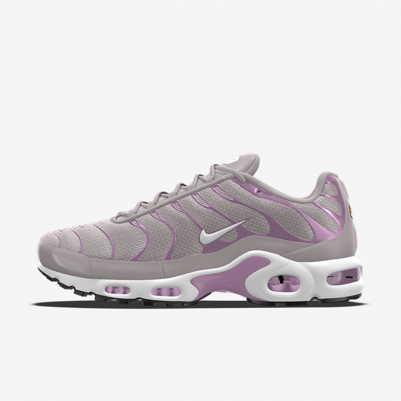 Nike Air Max Plus By Nike Air Max Plus By