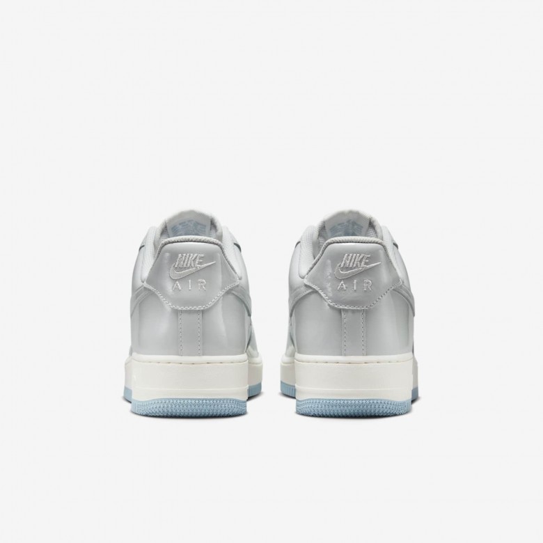 Nike Air Force 1 '07 Nike Air Force 1 '07