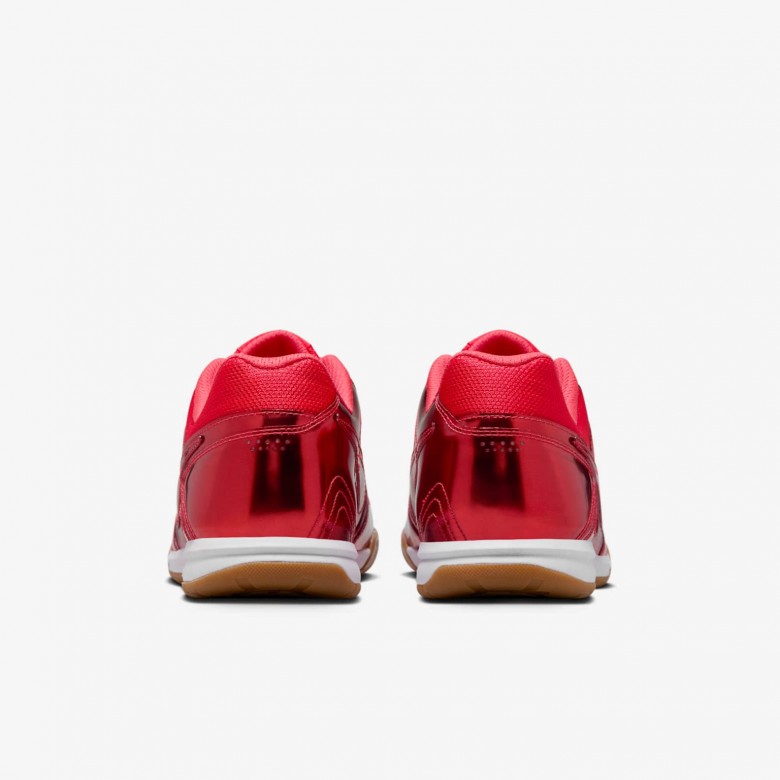 Nike Gato LV8 Nike Gato LV8