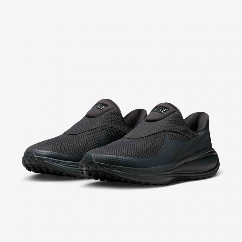 Nike Revolution 8 EasyOn Nike Revolution 8 EasyOn